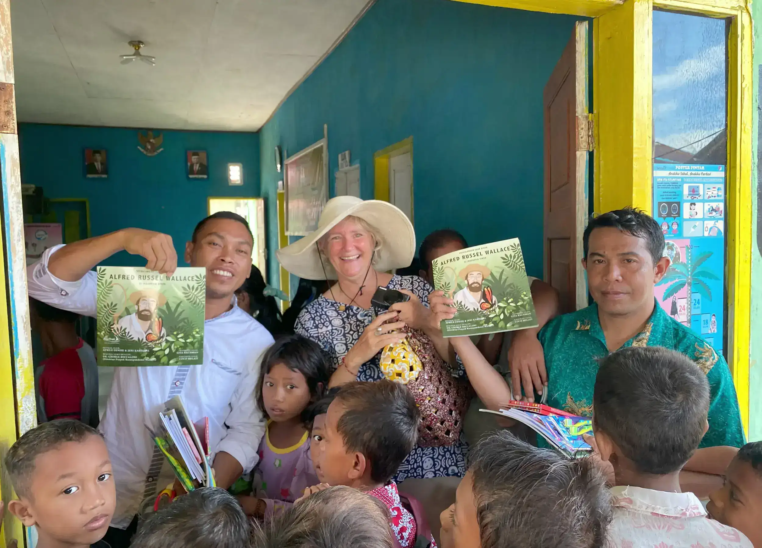 SeaTrek distributing Wallace Book to school