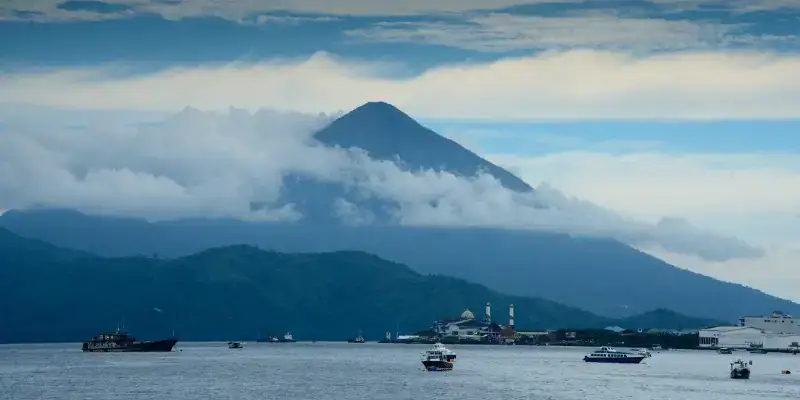 SeaTrek in the press - Ternate in Indonesia Expat SeaTrek in the press - Ternate in Indonesia Expat